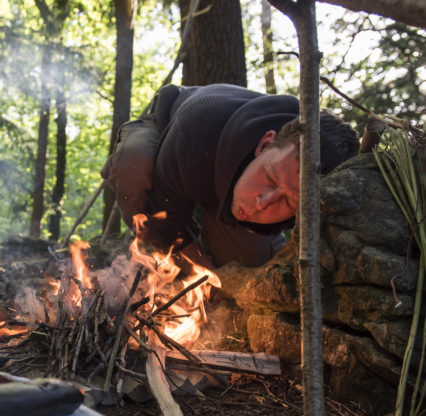 Fuego y técnicas de bushcraft en el Pirineo