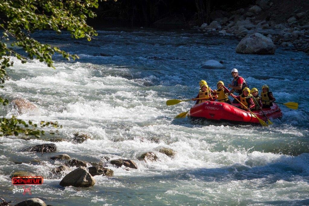 Rafting en el río Garona, Val d'Aran · momento 4