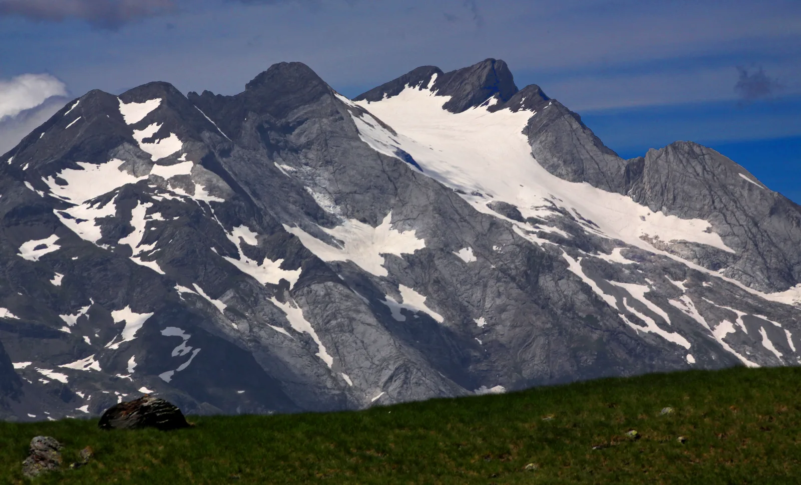 Tour del Vignemale: travesía alrededor del gigante de los Pirineos · foto 8