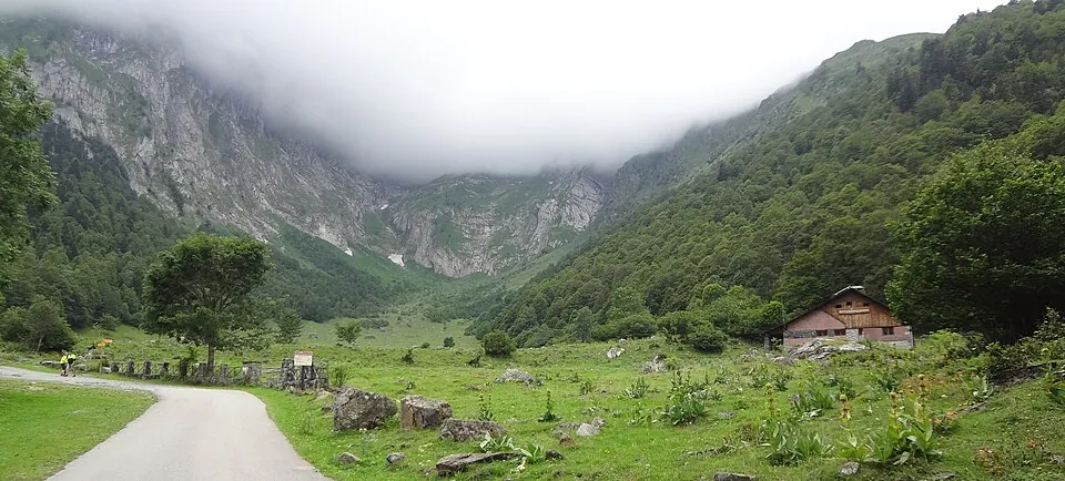 Artiga de Lin en e-bike: cascadas y paisajes glaciares · foto 4