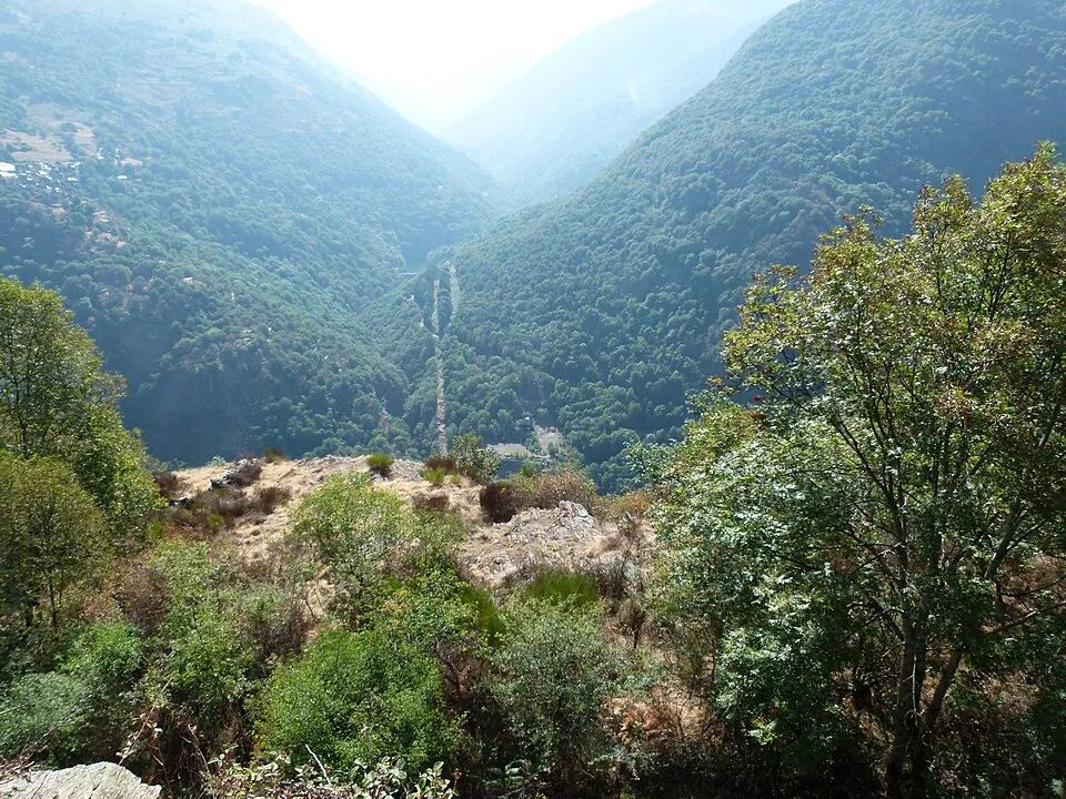 Val de Toran en e-bike: bosques salvajes y pueblos con historia · foto 5