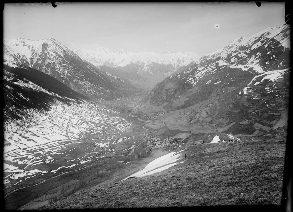 Val d'Aran cubierto de nieve en invierno