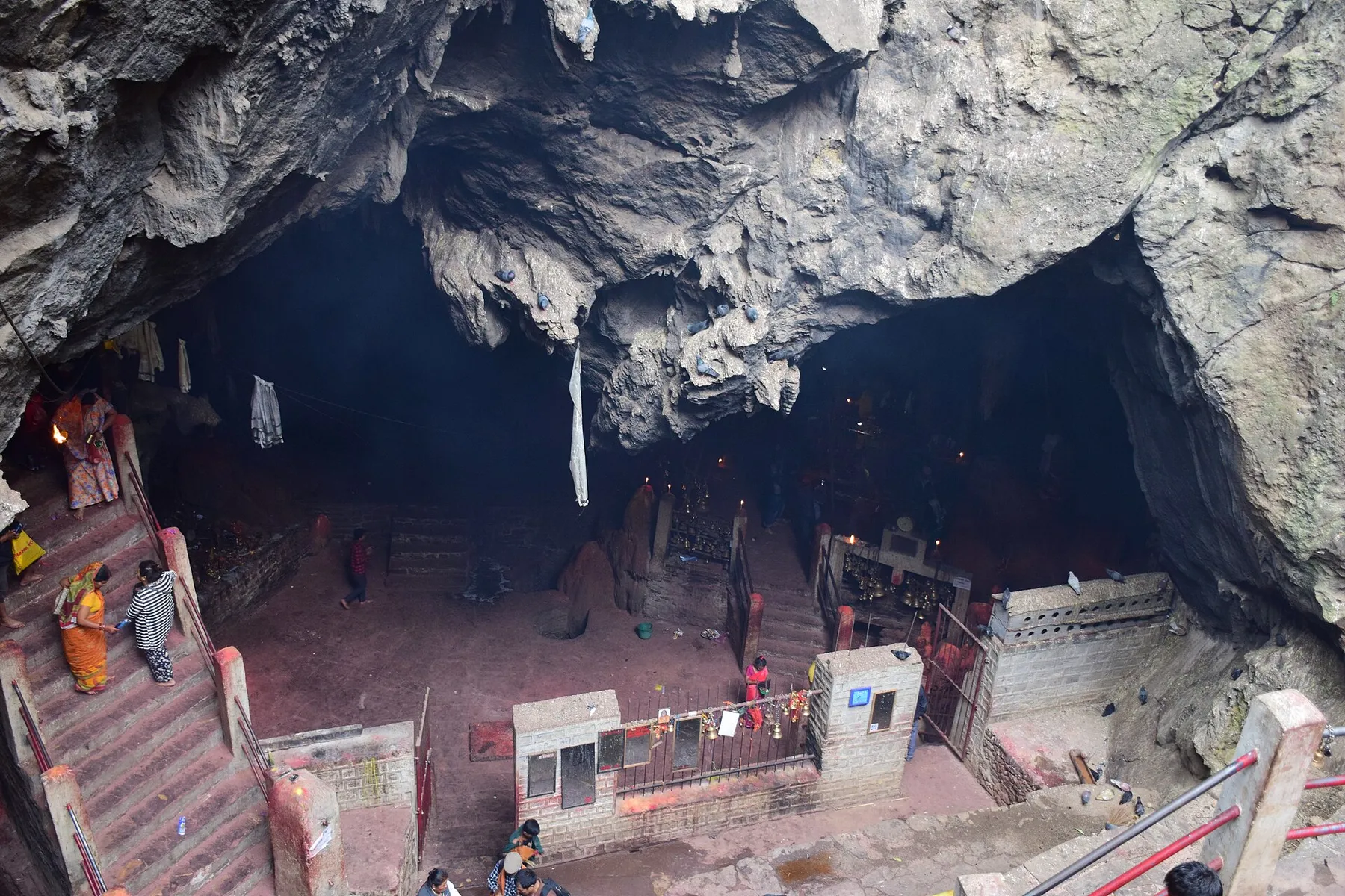 Las cuevas sagradas de Halesi