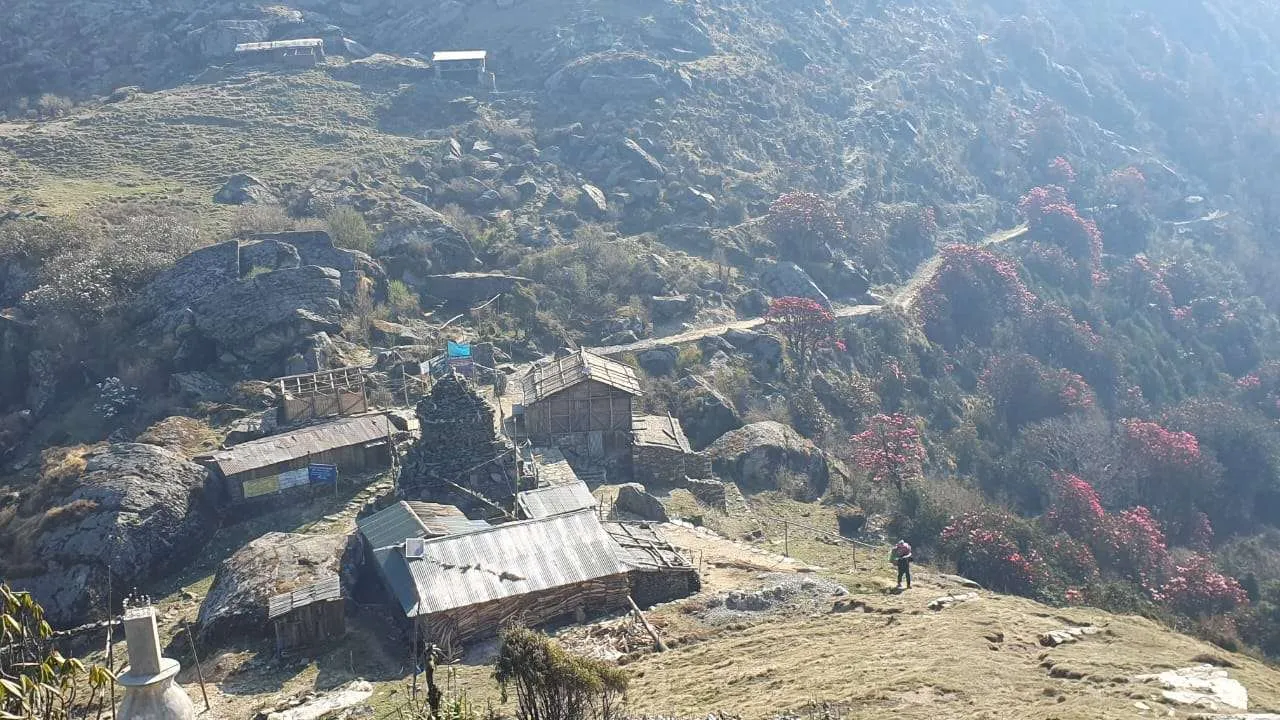 Rawadhap a Salpa Bhanjyang (3.348 m)